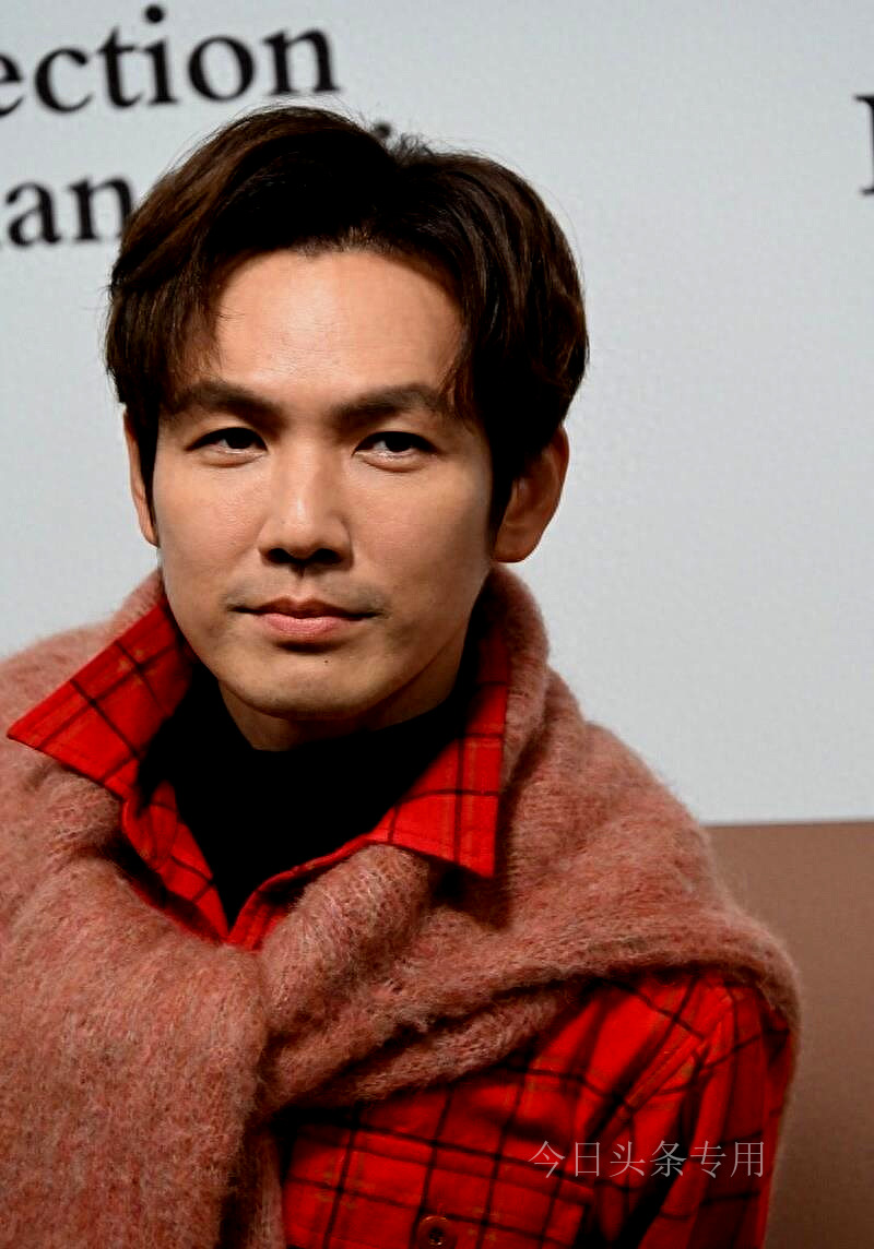 钟汉良婚姻状况_钟汉良零绯闻原因_哪个明星爆不出来黑料,