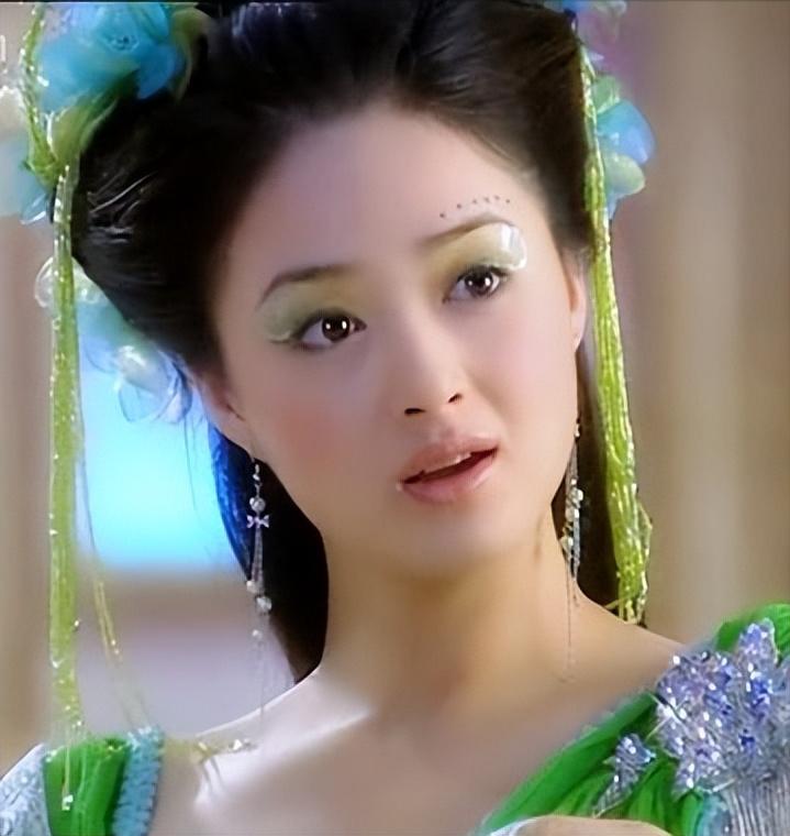 回族女明星名字_迪丽热巴古力娜扎_回族美女明星